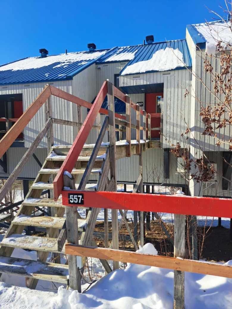 Superbe Condo Face Aux Pentes De Ski Stoneham!!! Eksteriør billede